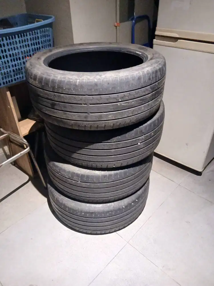 Ban bekas ring 18 racing bringstone