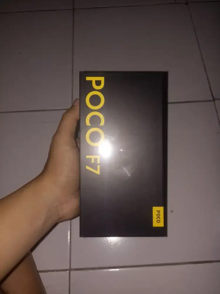 Poco F7 12/512 Putih