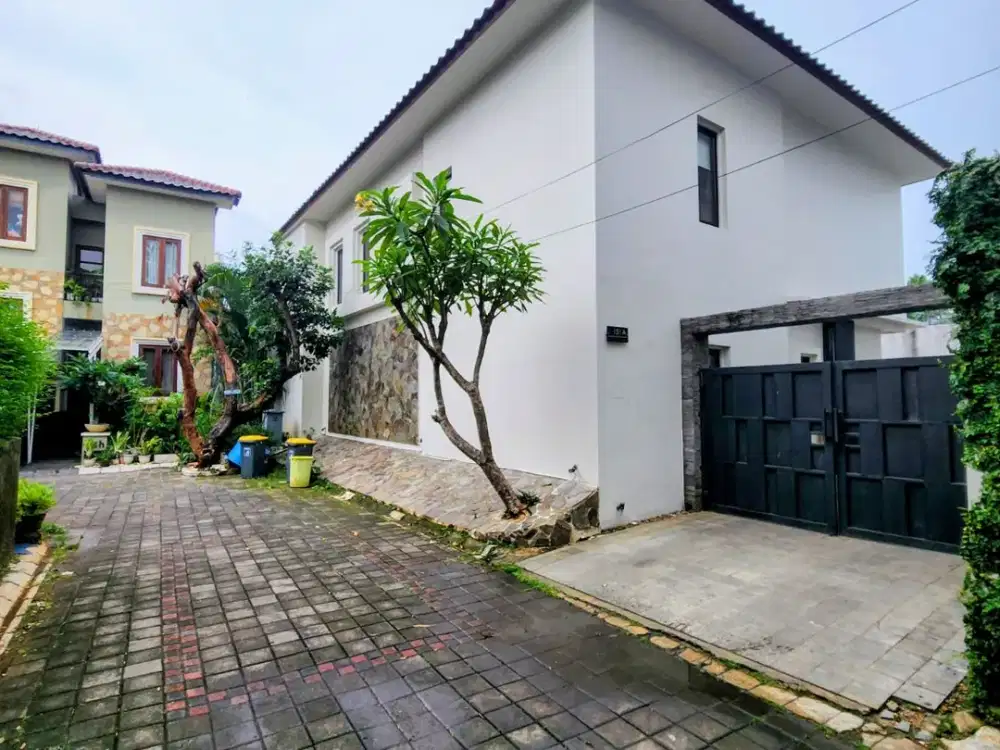 Di Jual Rumah Cantik Dan Modern 2 Lantai Di Cilandak Jakarta Selatan