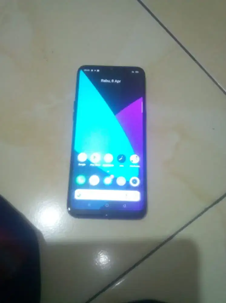 Di jual realme 5 ram 3/64  original Hp& casan
