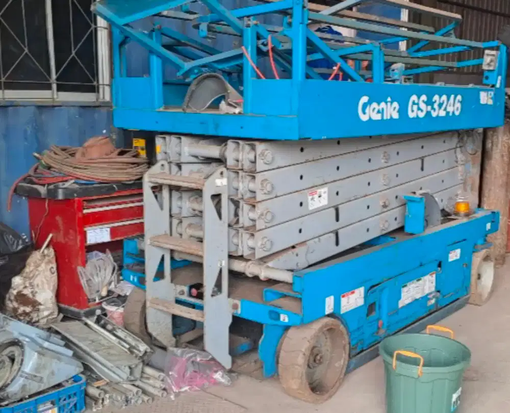 Jual Tangga Scissor lift - Man lift