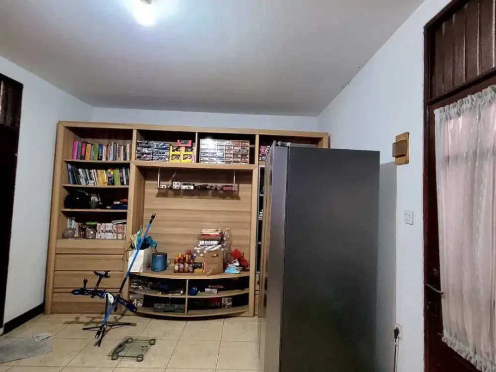 Rumah Bangunan Luas Carport 2 Mobil Jarang Ada di mandar Bintaro GB-17782