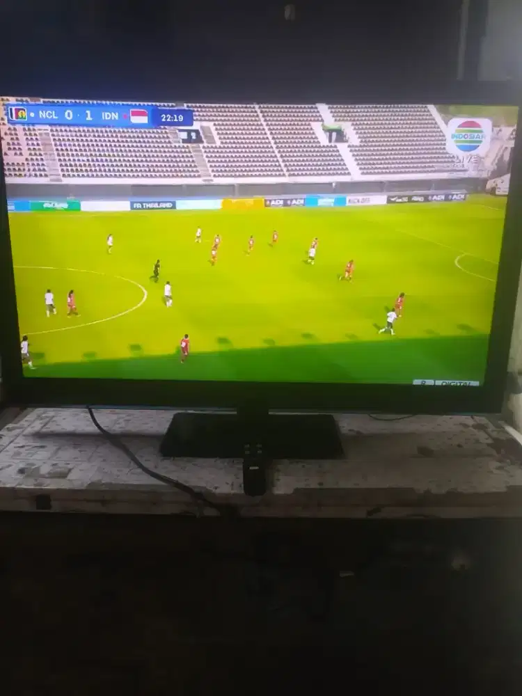 Led Tv 43 Hitachi analog gambar bagus siap pakai