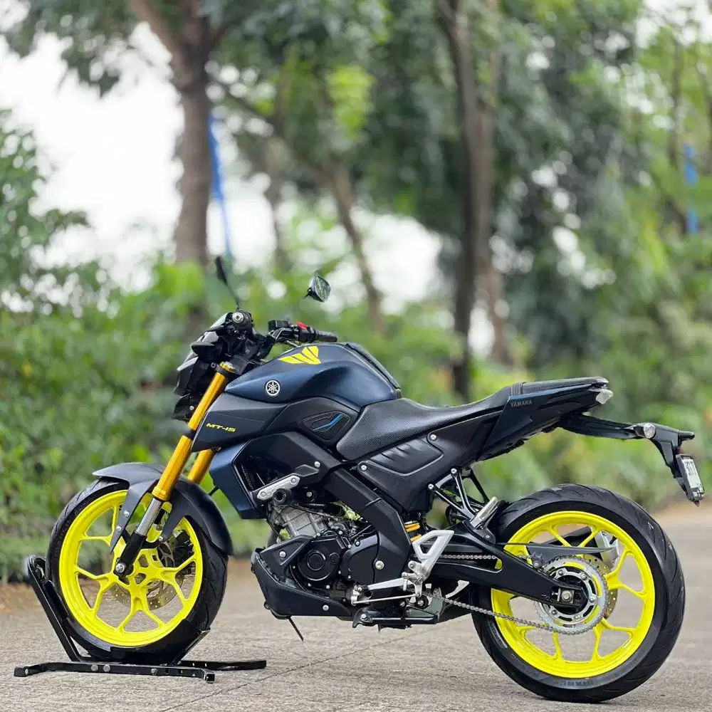 YAMAHA MT15 BIRU 2019 KM 9K PAJAK HIDUP LIKE NEW