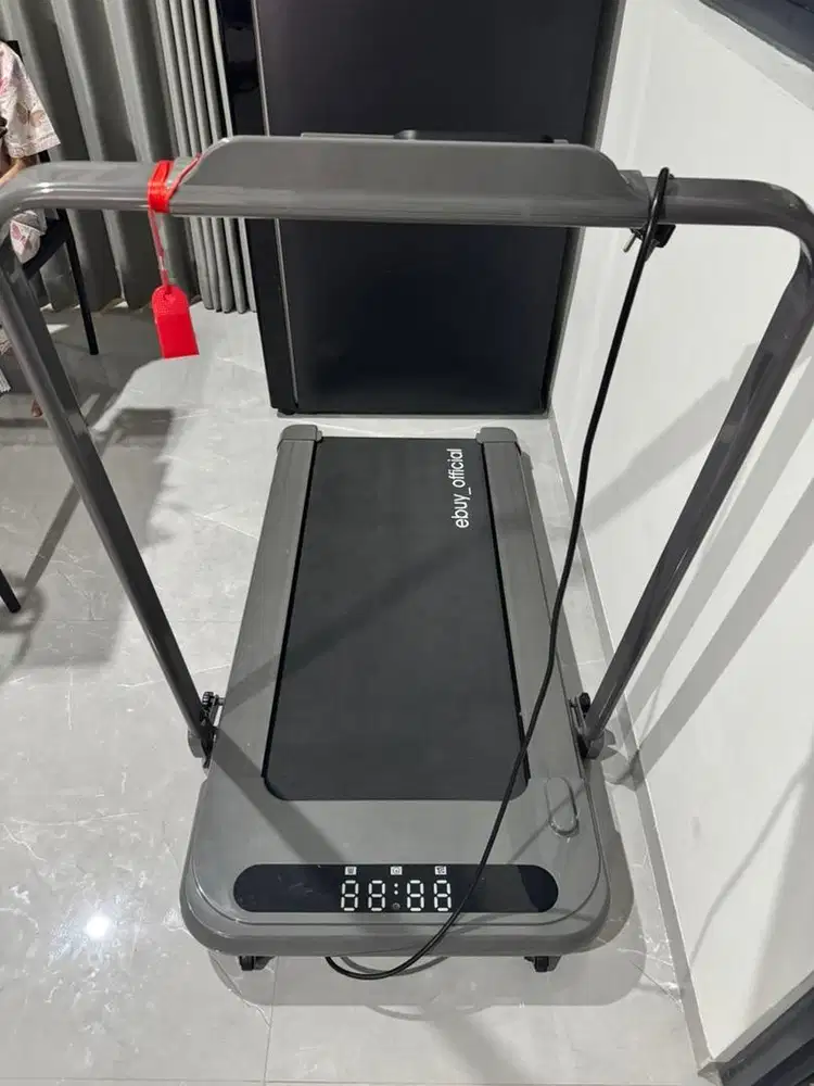 Treadmill Elektrik 1.5HP Mulus Jarang Pakai, Murah Banget!