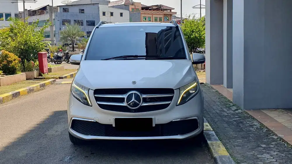 Mercedes Benz Mercy Viano V Class V260 Avantgarde Line 2021 NIK 2020