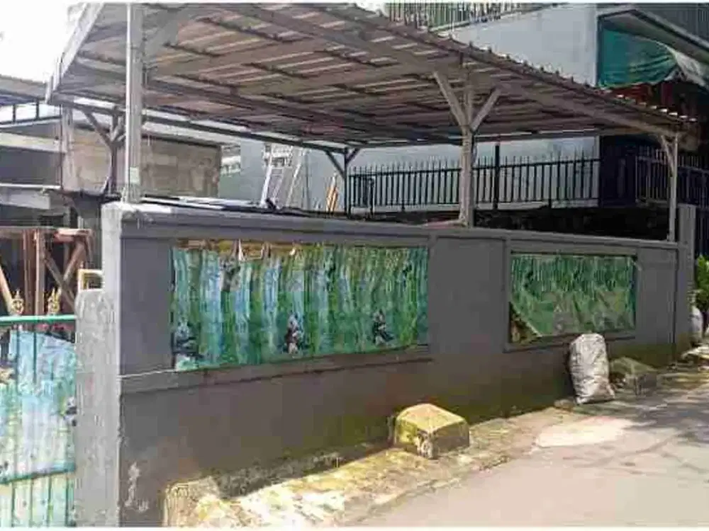 Kos an Dijual murah nego strategis sebelah Perkantoran Arkadia