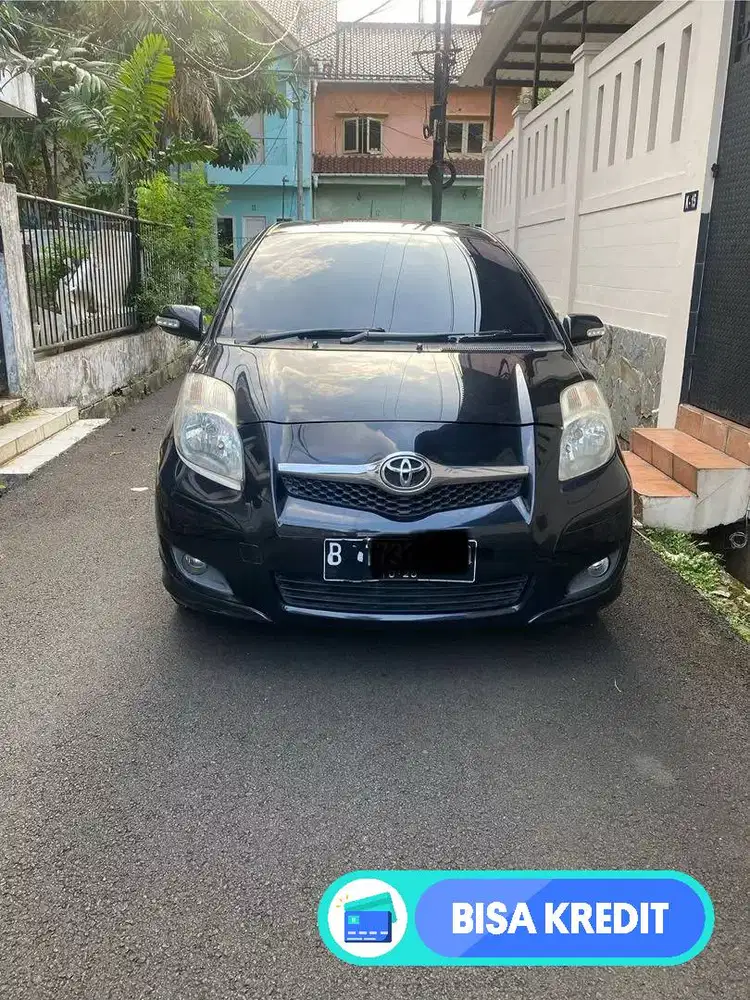 Toyota Yaris e matic termurah