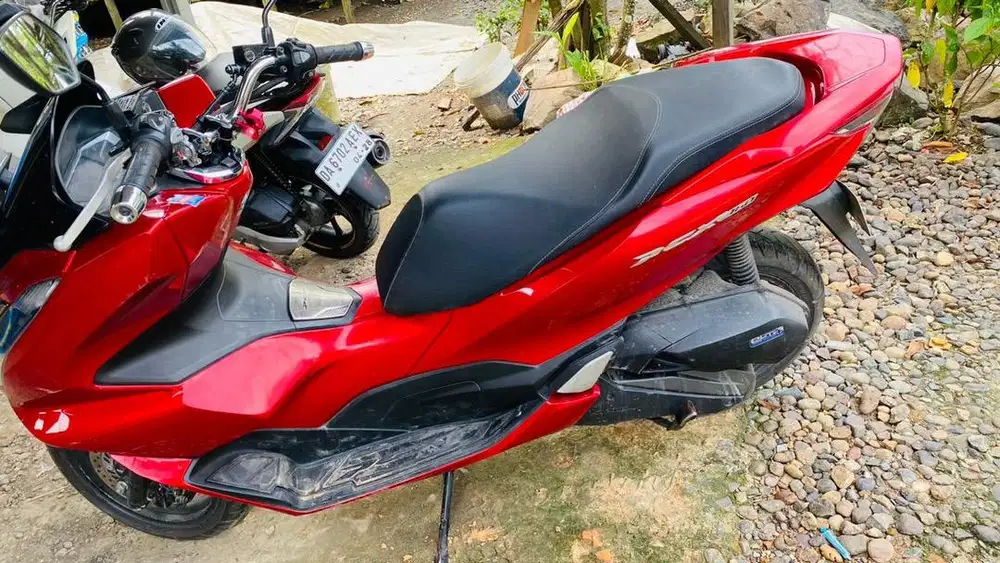 PCX WARNA MERAH Thn 2023