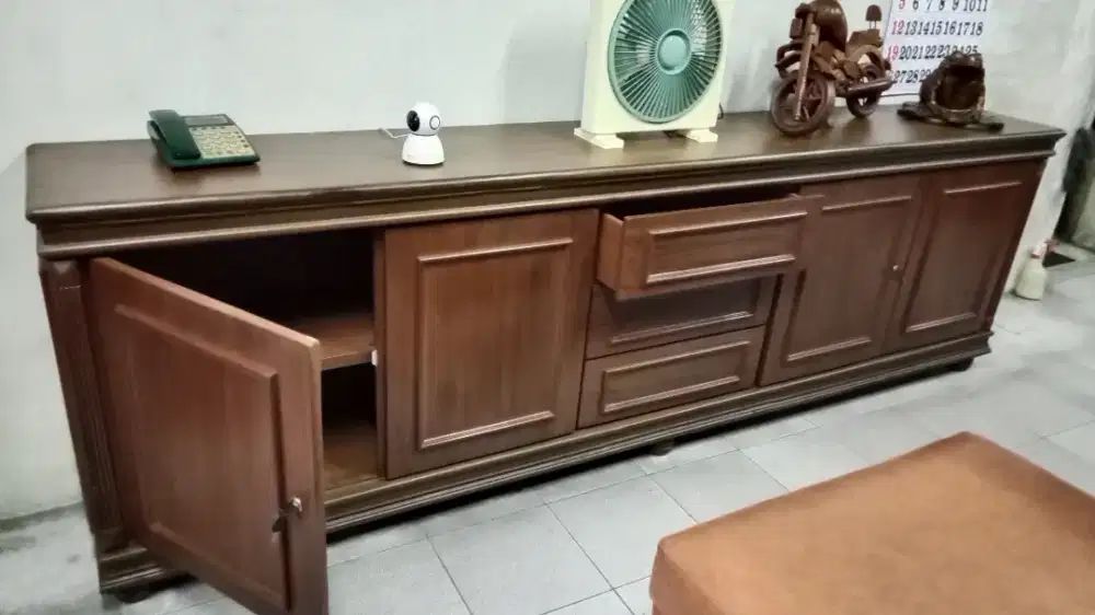 BOFET TV PANJANG 2.8 M