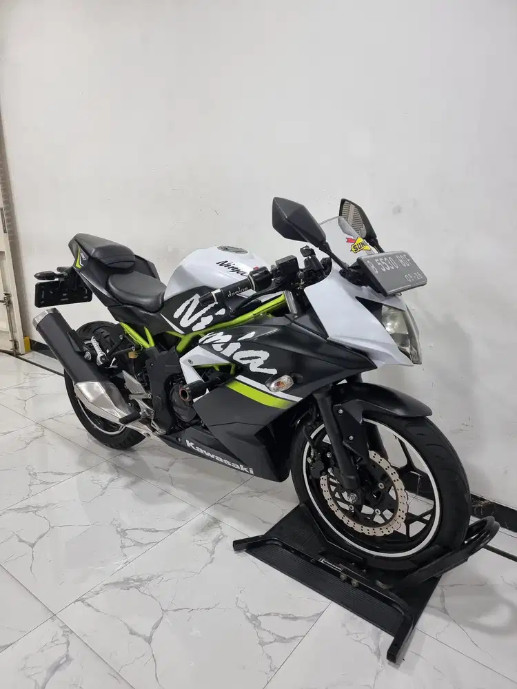 Kawasaki Ninja 250 SL Fi 2021 / 2022 bulan 9 Pajak panjang KM 6 RB