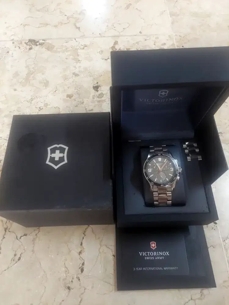 Jam Victorinox chrono classic