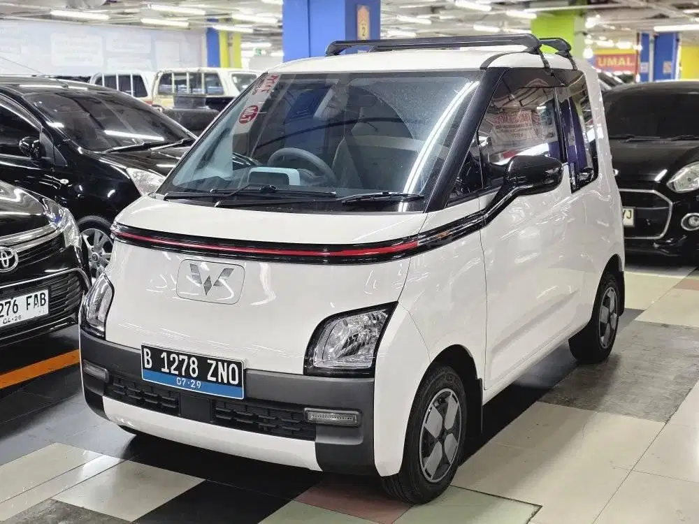 Wuling Air EV standar 2024 Putih