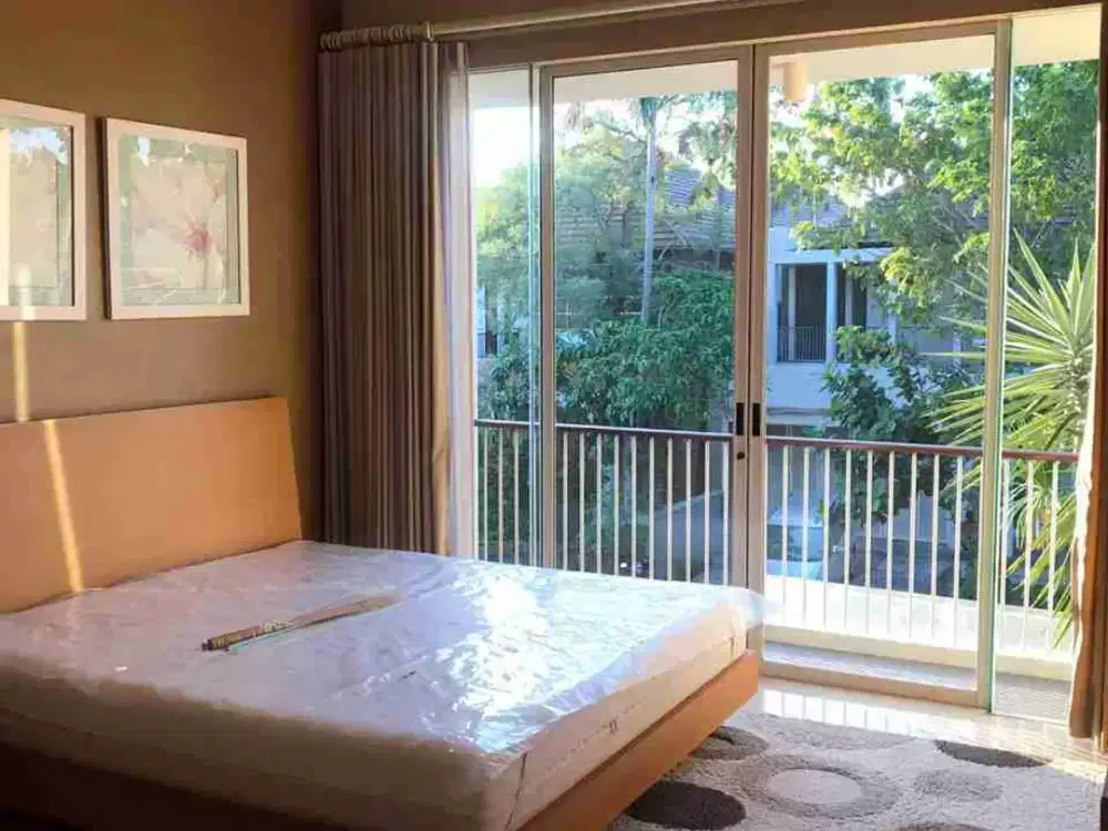 DIJUAL RUMAH CITRALAND DIAMOND HILLS LUAS 400 FURNISHED SIAP HUNI POSISI DEKAT GATE