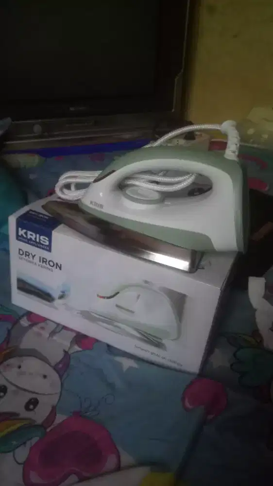 Setrika kering merk KRIS