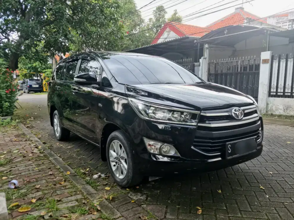 Toyota Kijang Innova 2.0 G Reborn 2017 Mt Manual Bensin v 2000 hitam