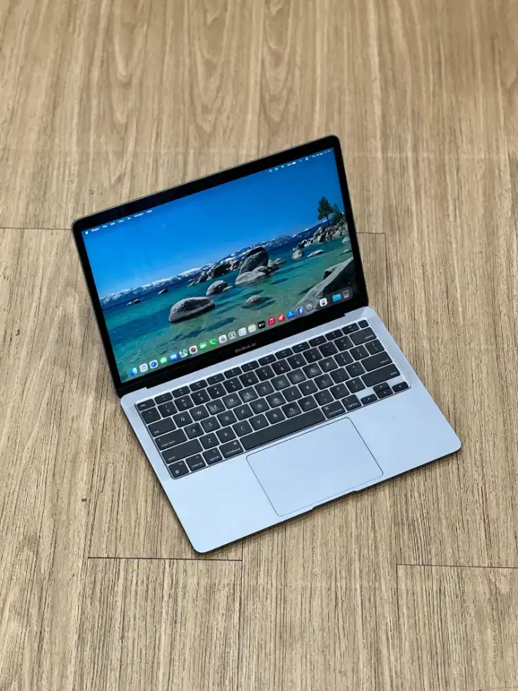 MacBook Air M1 2020 13inch 8/128