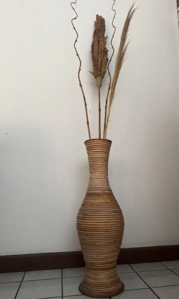 Vas bunga rotan + bunga kering