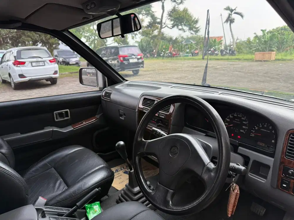 Nissan Terrano 1997 Bensin