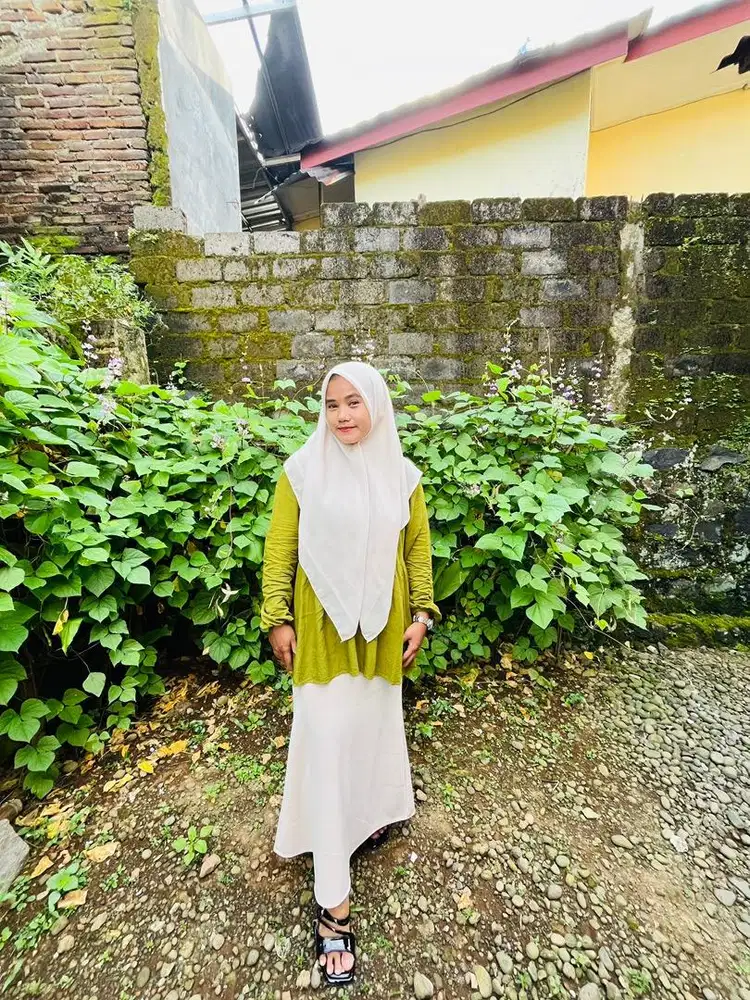 Saya lagi nyari pekerjaan