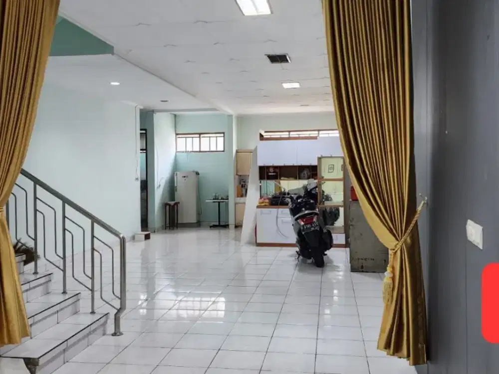 Jual Cepat Ruko Bagus dan terawat strategis di mainroad Cihampelas, bandung