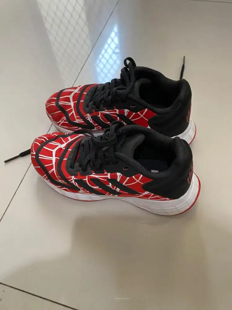 Sepatu Adidas Spiderman Anak Laki