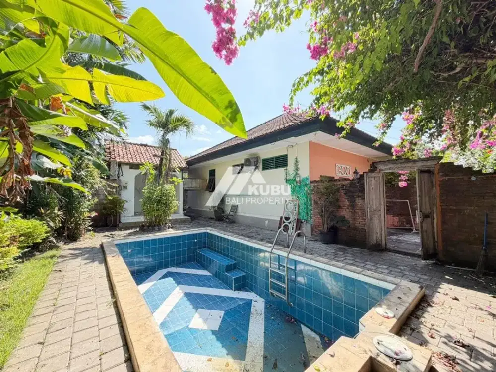 KBP1599 Comfortable House With Modern Balinese Style.