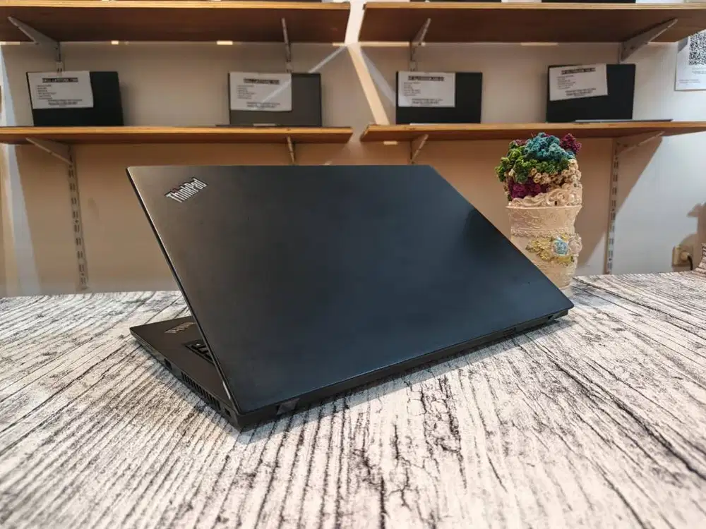 LENOVO THINKPAD X395//AMD RYZEN 5PRO-3500U//RAM 16GB//TOUCHSCREEN