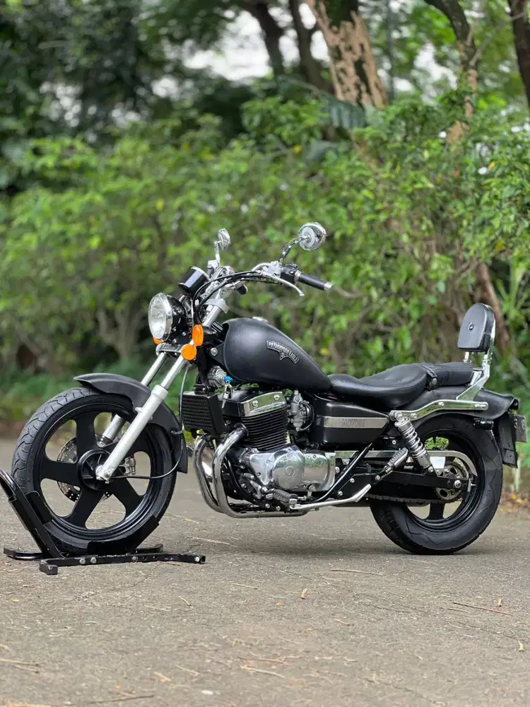 BENELLI PATAGONIAN EAGLE 250 KARBU 2019 BLACK KM 8K TAX ON SIAP GAS