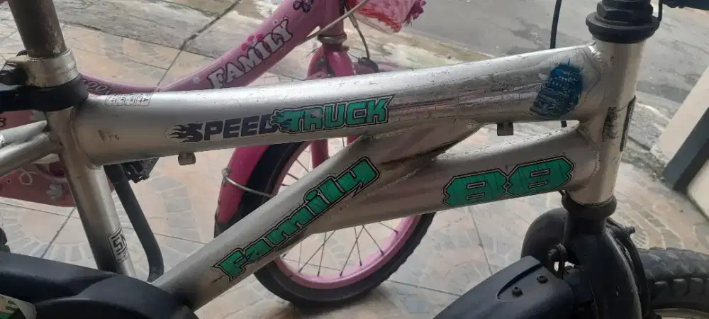 Dijual sepeda anak cowo 7-12th