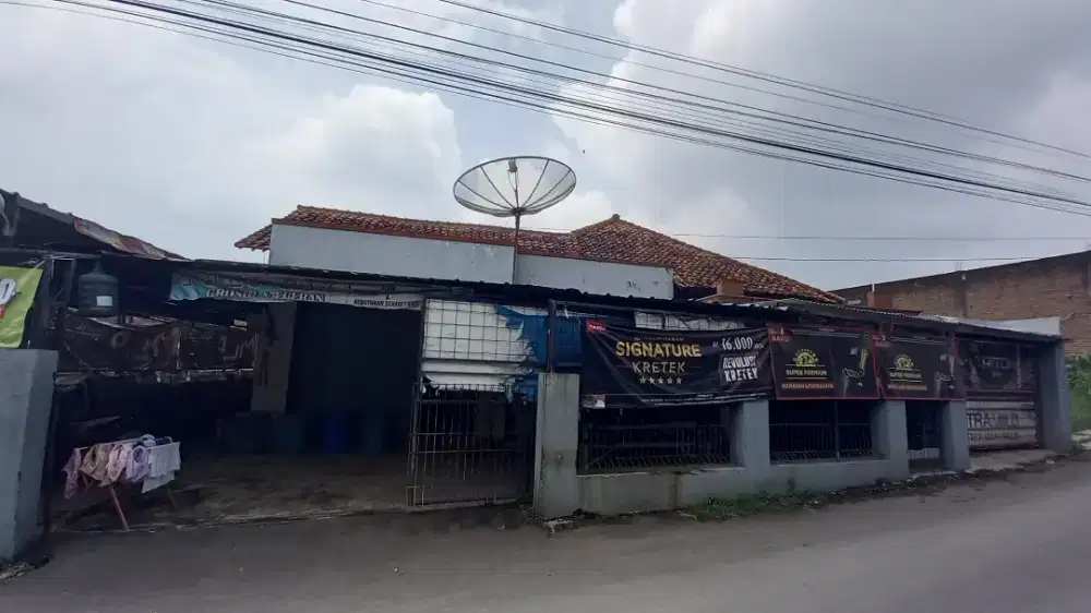 Dijual rumah dan toko
