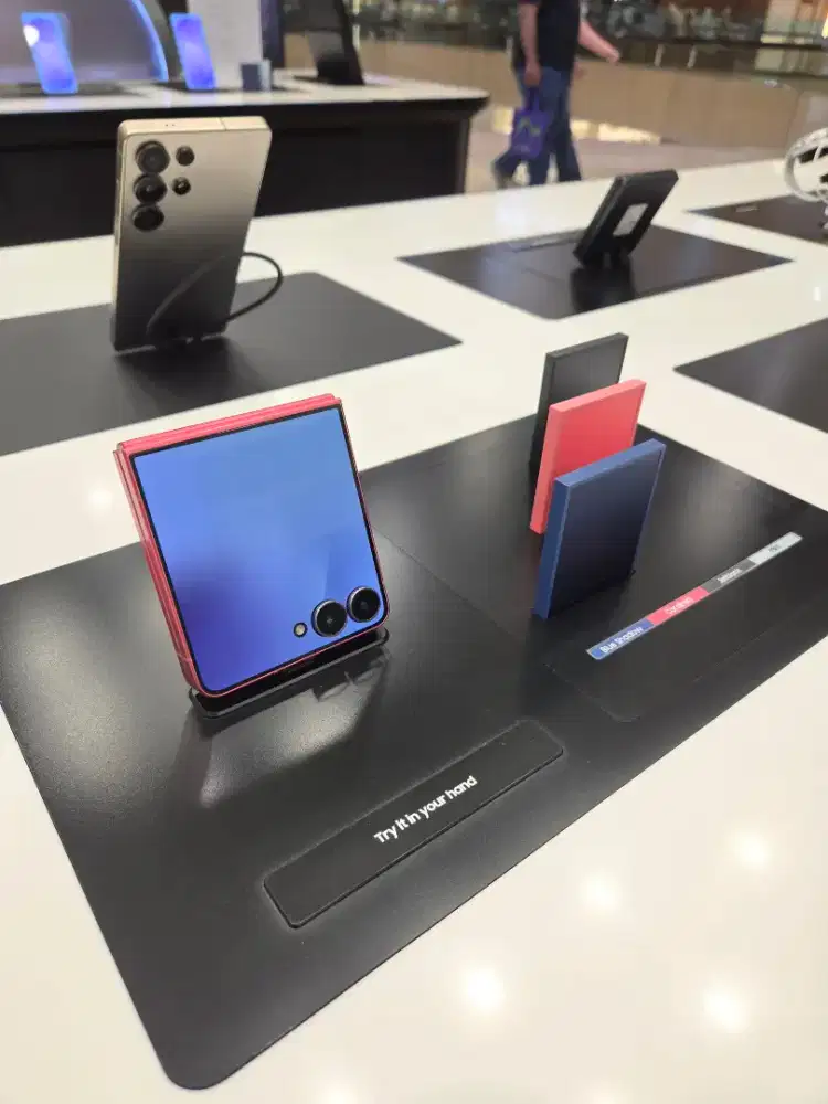 Ssmsung galaxy zflip7 256gb promo CC