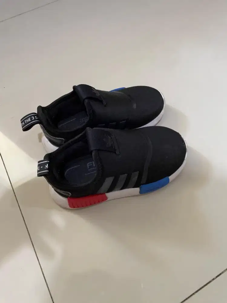 Sepatu Adidas NMD anak Laki-Laki