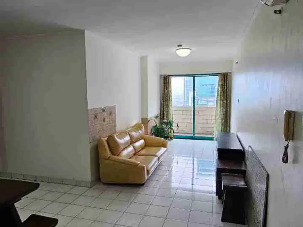 Apartemen rapih dijual Graha Cempaka Mas full furnished tower C 2 lantai tinggi Jakarta Pusat