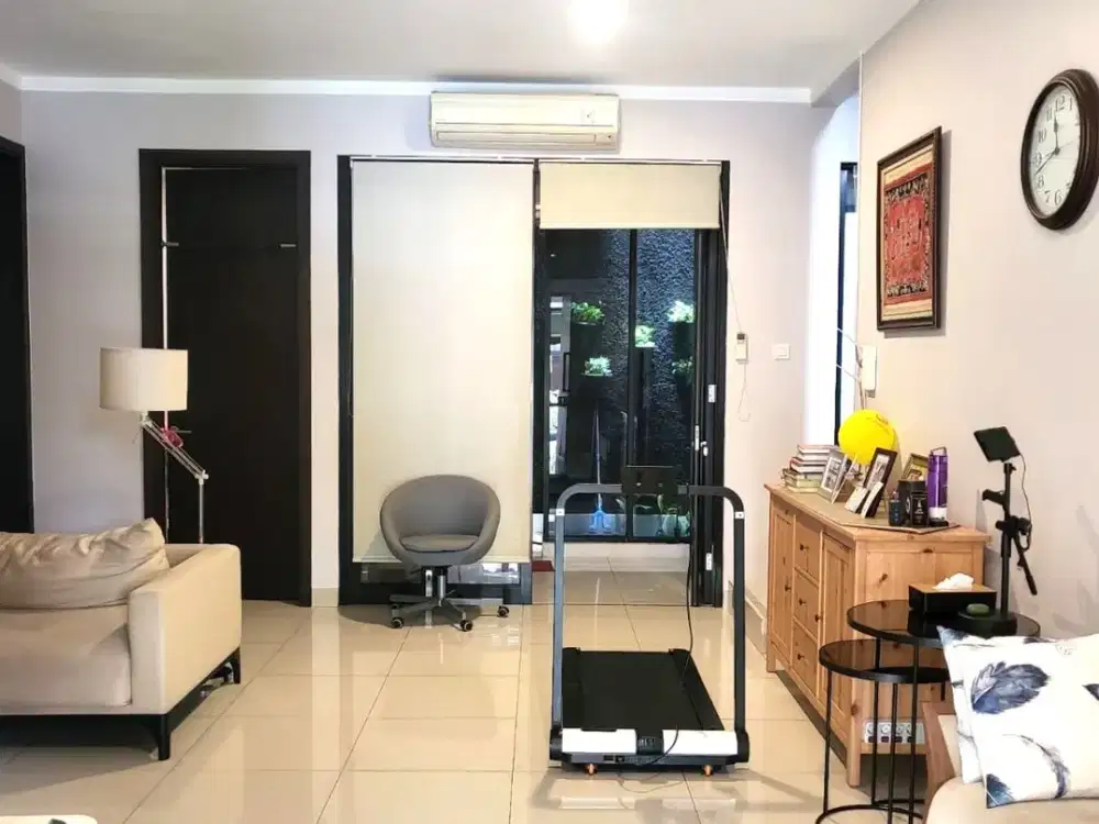 Rumah Semi Furnished 2 Lantai Legalitas SHM Siap Huni di Bintaro