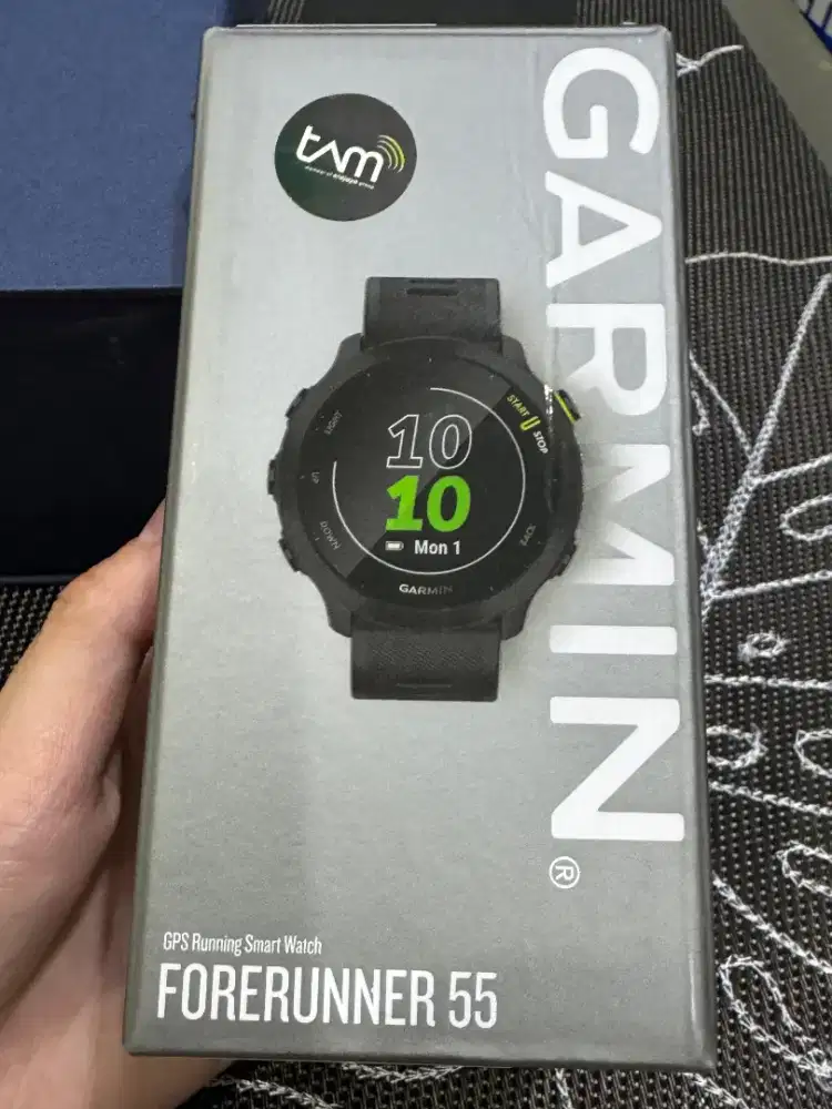 Dijual Jam Tangan Garmin Forerunner 55 kondisi masih baru dapat hadiah