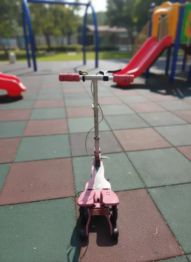 Scooter pedal prelove