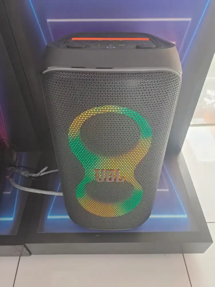 CICILAN TANPA CC SPEAKER ACTIVE JBL