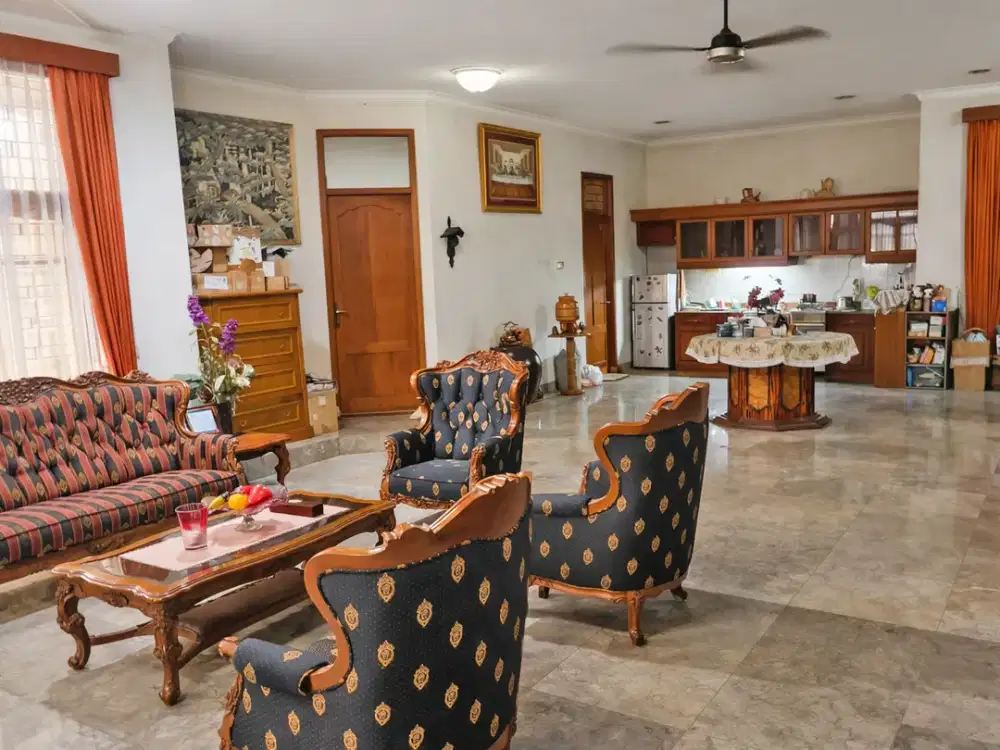 Rumah Strategis di Pondok Labu Cilandak, Jakarta Selatan