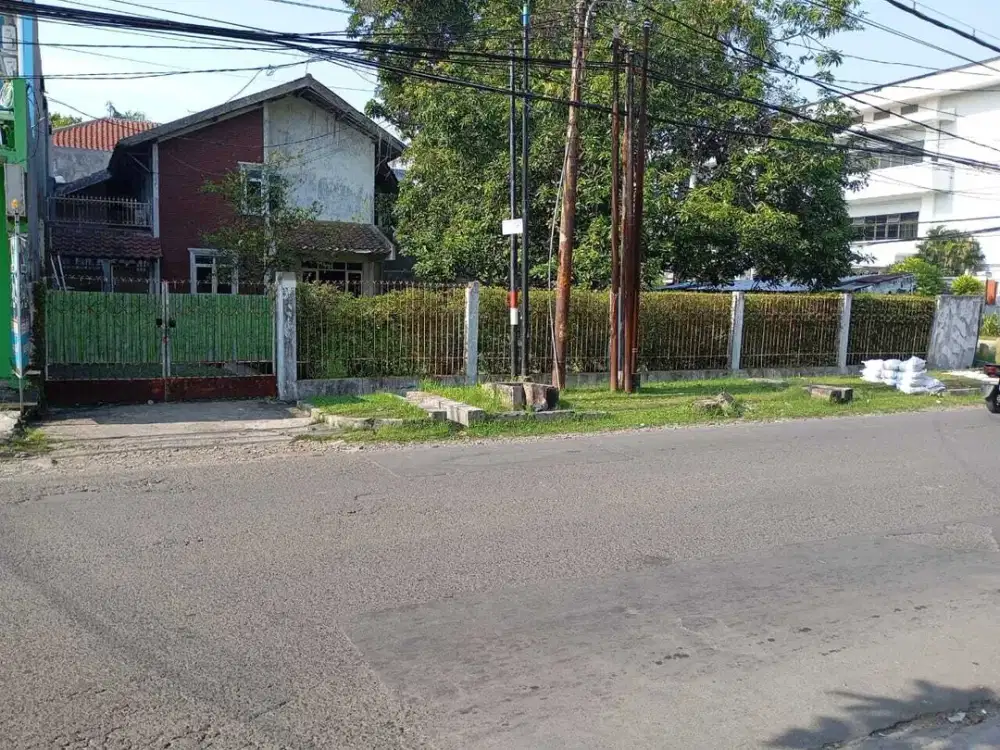 DIJUAL CEPAT RUMAH RAYA SIMPANG DARMO PERMAI UTARA