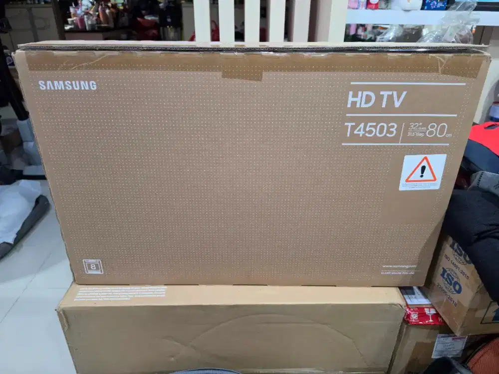 SAMSUNG 32T4503 SMART TV, 32 INCH