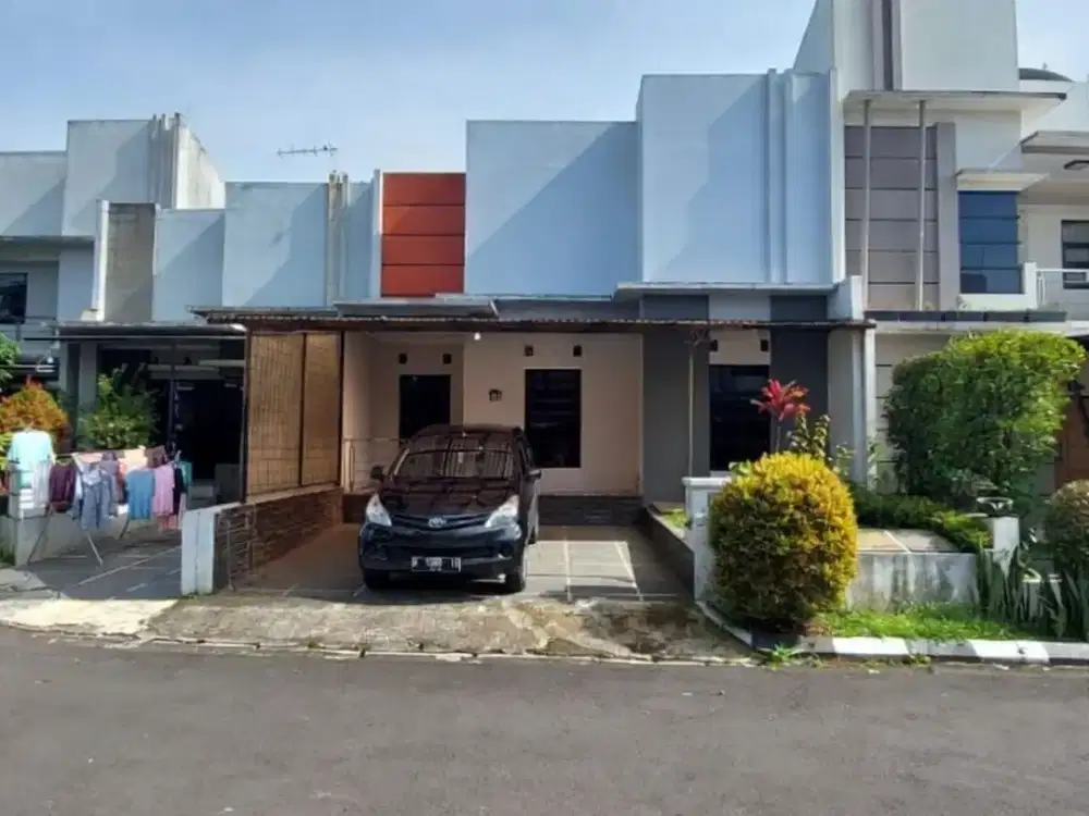 Rumah Siap Huni Full Fasilitas di Griya Amanda 3 | LT 142 m², 3+1 KT, Garasi 2 Mobil