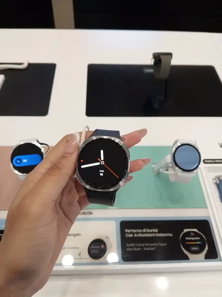 promo watch 8 di samsung store lampung city mall turun harga