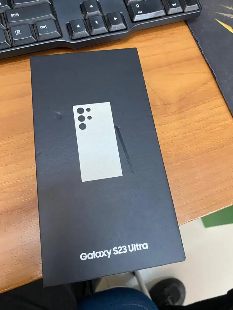 Dijual santai samsung S23 ultra 512 GB Cream