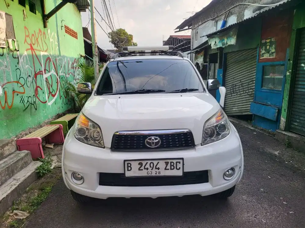 Toyota Rush S TRD Tahun 2013 Putih AT