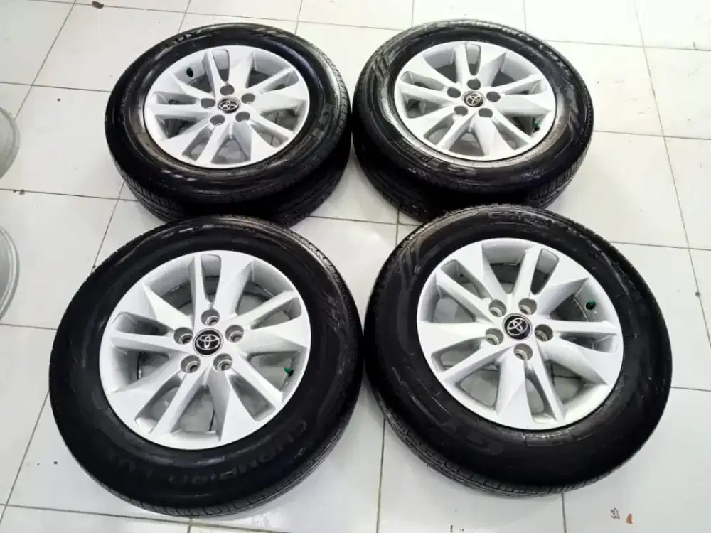 Oem Innova Reborn R16 + ban