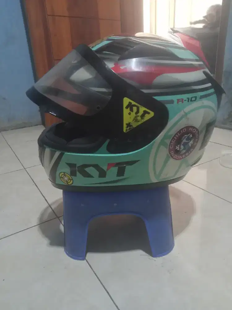 Helm KYT fullface