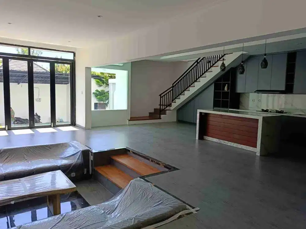 JUAL CEPAT VILLA 2LT Furnished Lokasi Kutuh dekat Jl Goa Gong bisa Jadi Investasi area Strategis