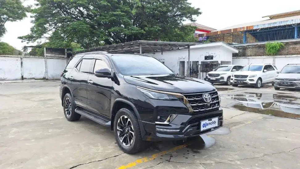 DP MURAH Toyota Fortuner 2.4 VRZ GR Sport-AT 2021  CSJFB