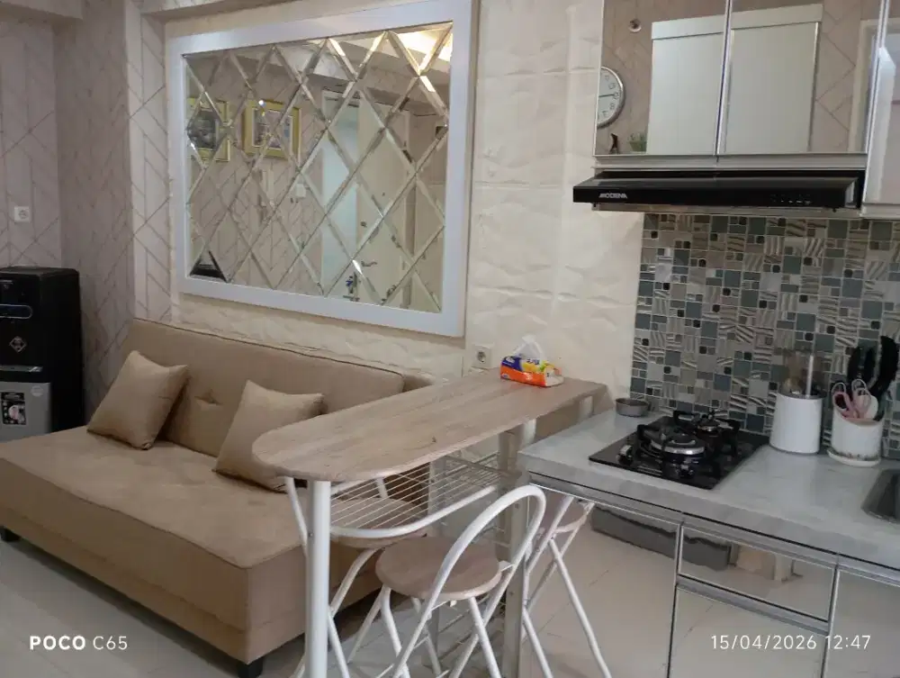 DISEWAKAN UNIT DIATAS MALL 2 KAMAR FURNIS APT BASSURA TOWER ALAMANDA